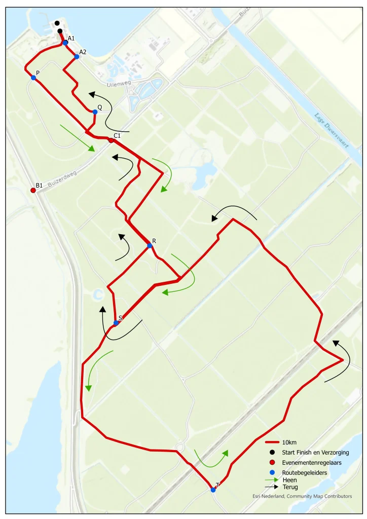 10 km Routekaart voor SlooOW Natuurloop evenement Een gedetailleerde kaart van een 10 km evenementroute met gemarkeerde start/finishlocatie, verzorgings-/EHBO-punt en evenementorganisatoren, weergegeven met een rode route door velden en controlepunten P, Q, R, S, T, B1 en C1. Route bevat richtingen voor heen- en terugweg.